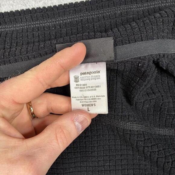 Patagonia Regulator Fleece Woman’s Large Black Lightweight Polartec Logo 40136 - Picture 8 of 8